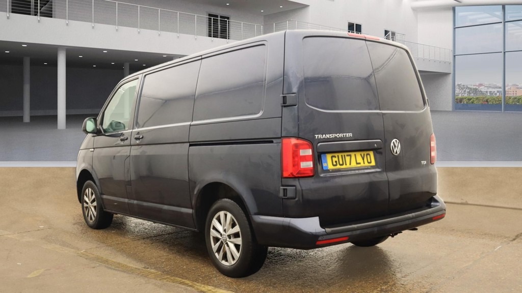 Used Volkswagen Transporter 2017 for sale - 76492253: Photo 5