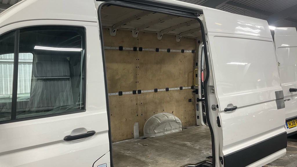 Used Volkswagen Crafter 2018 for sale - 77618909: Photo 3
