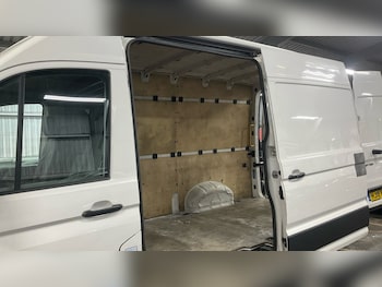 Used Volkswagen Crafter 2018 for sale - 77618909: Photo