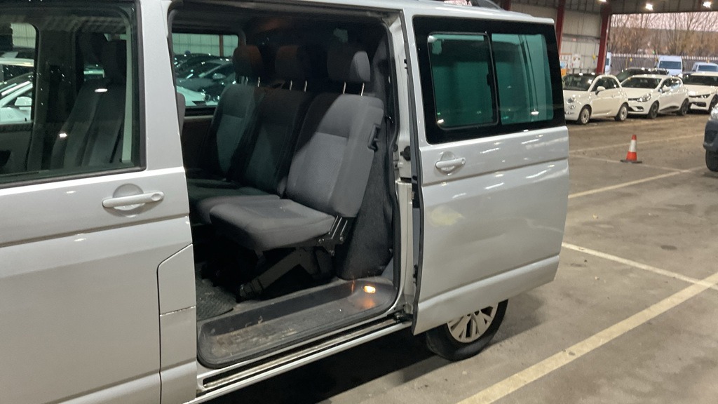 Used Volkswagen Transporter 2015 for sale - 77033068: Photo 6