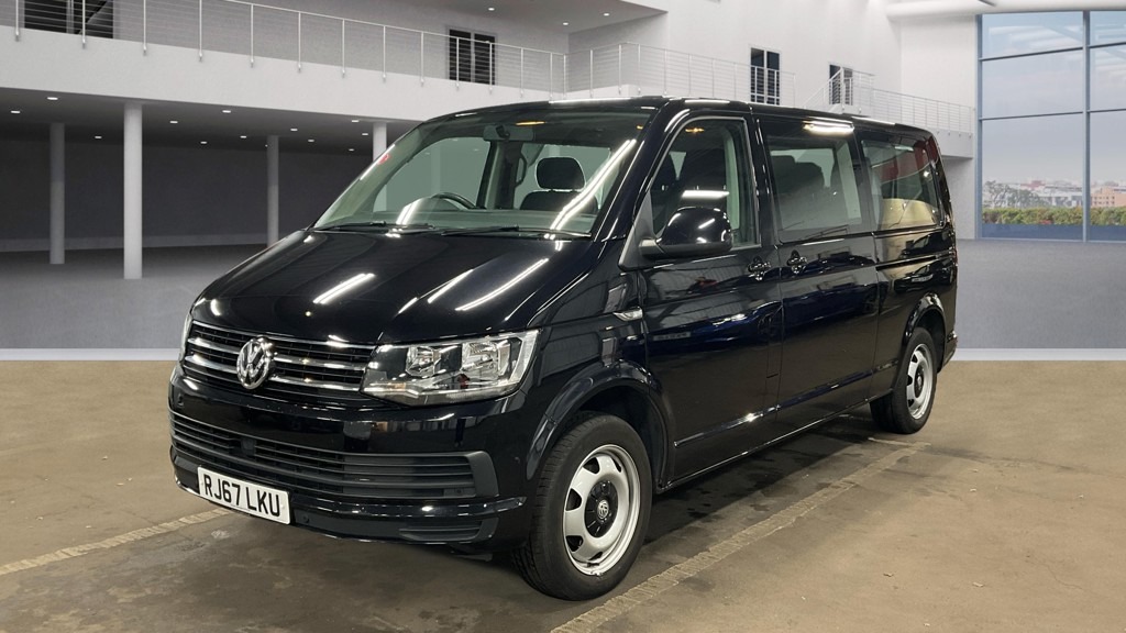 Used Volkswagen Transporter Shuttle 2017 for sale - 76319234: Photo 1