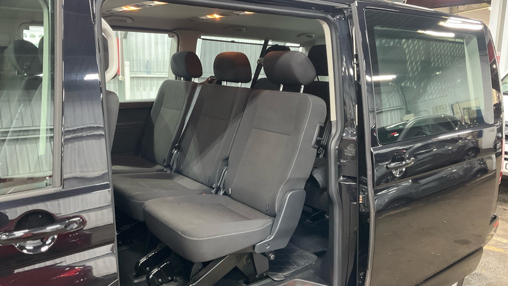 Used Volkswagen Transporter Shuttle 2017 for sale - 76319234: Photo 6