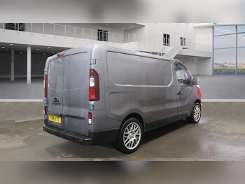 Used Renault Trafic 2019 for sale - 77947373: Photo