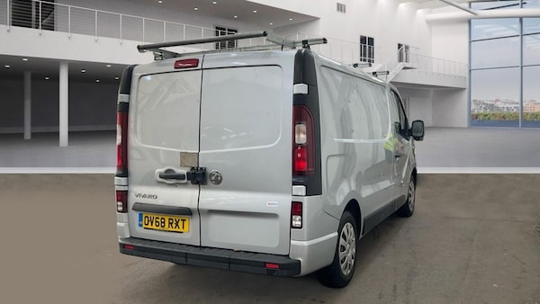 Used Vauxhall Vivaro 2018 for sale - 75569468: Photo 4