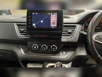 Used Renault Trafic 2022 for sale - 76906010: Photo