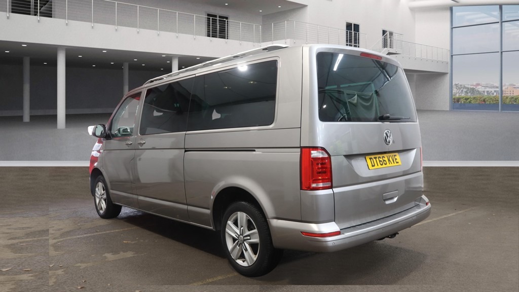 Used Volkswagen Transporter Shuttle 2017 for sale - 76449862: Photo 5