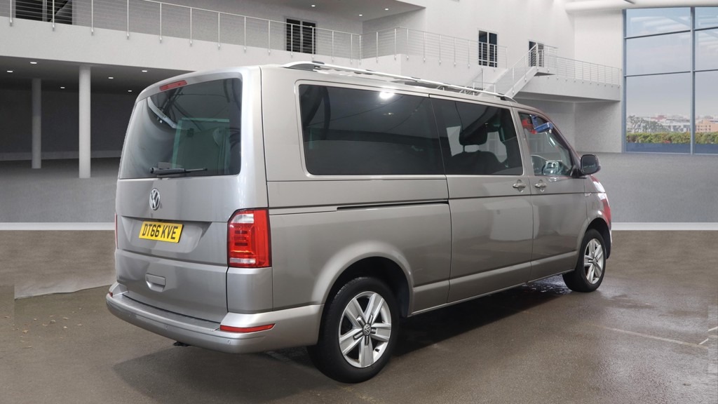 Used Volkswagen Transporter Shuttle 2017 for sale - 76449862: Photo 6