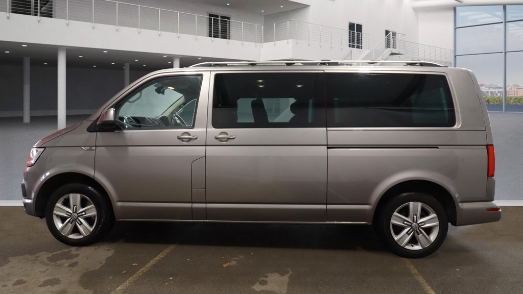 Used Volkswagen Transporter Shuttle 2017 for sale - 76449862: Photo 8