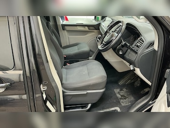 Used Volkswagen Transporter 2019 for sale - 77603489: Photo