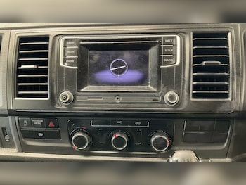 Used Volkswagen Transporter 2019 for sale - 79526076: Photo