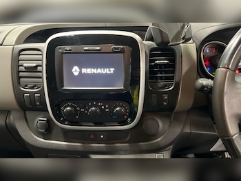 Used Renault Trafic 2019 for sale - 76449882: Photo