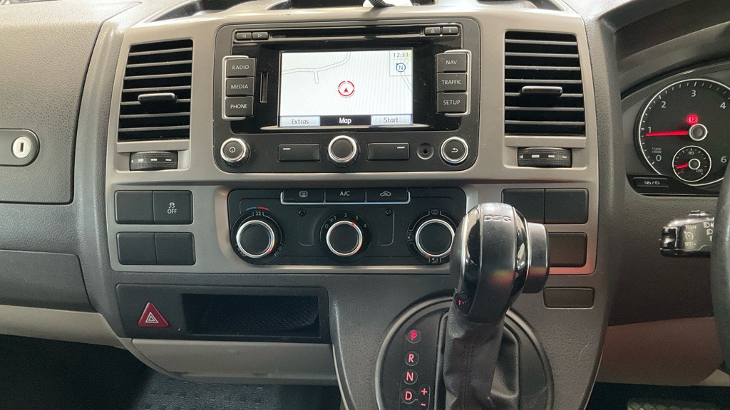 Used Volkswagen Transporter 2014 for sale - 76568220: Photo 4