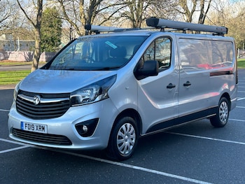 Vauxhall Vivaro feature image