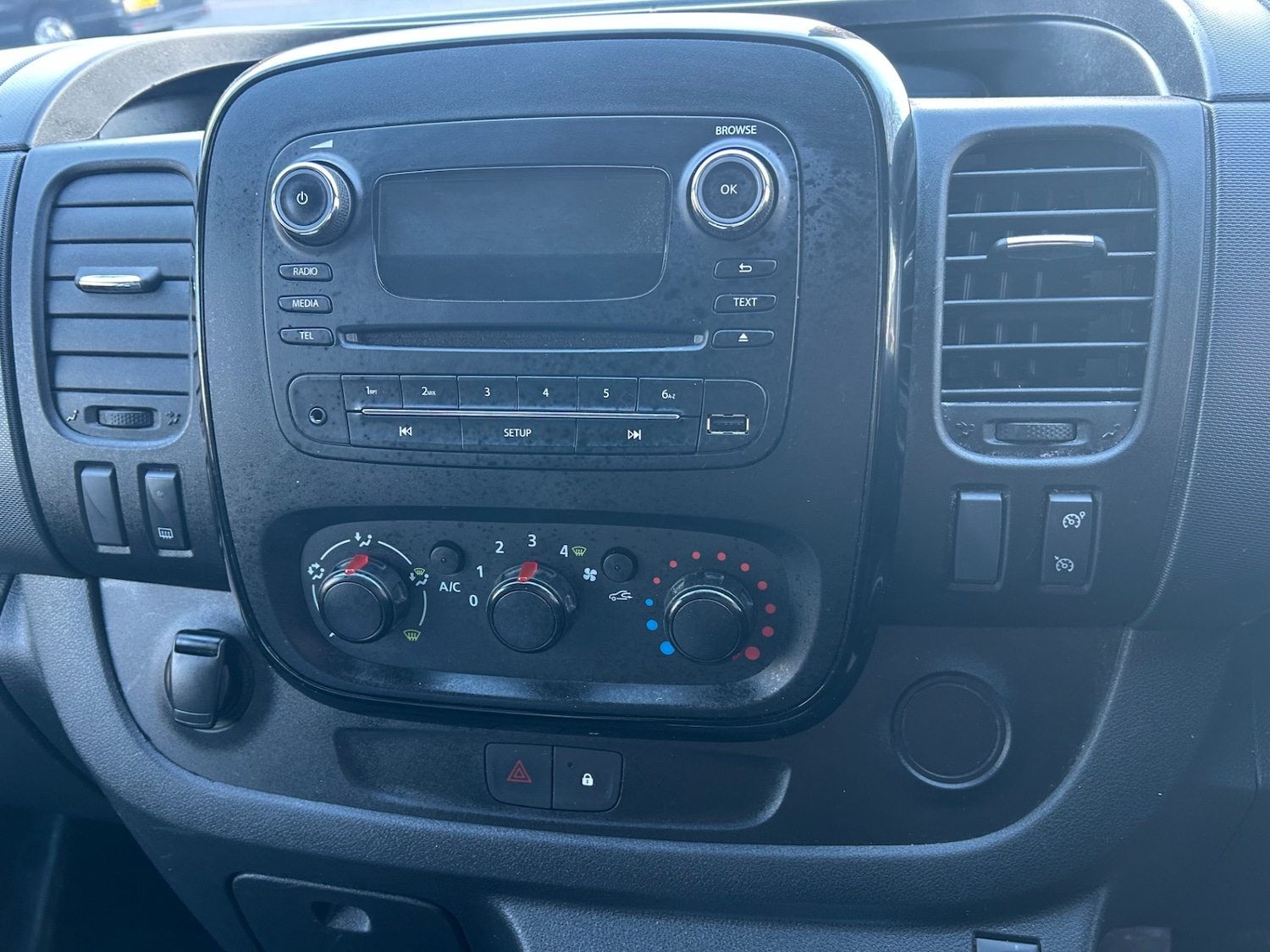 Used Vauxhall Vivaro 2019 for sale - 77350748: Photo 6