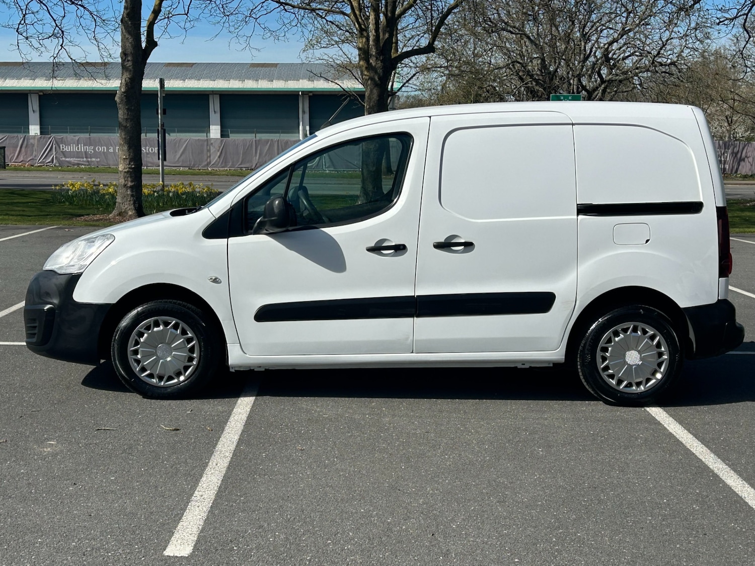 Used Peugeot Partner 2017 for sale - 77974280: Photo 6