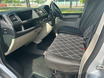 Used Volkswagen Transporter 2018 for sale - 78733419: Photo