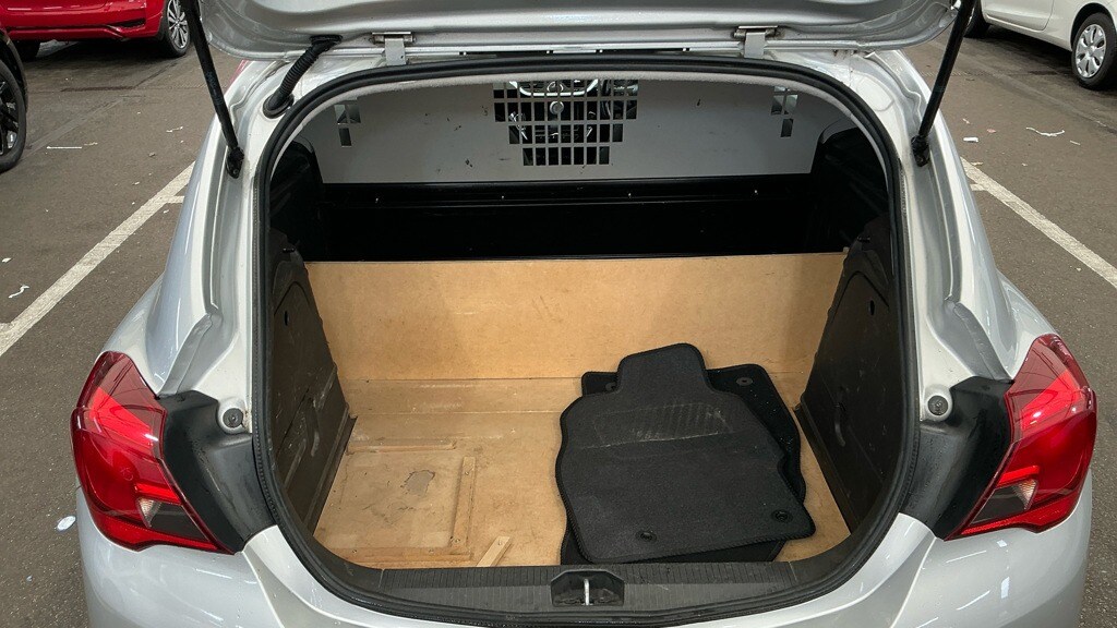 Used Vauxhall Corsa 2018 for sale - 76319394: Photo 8