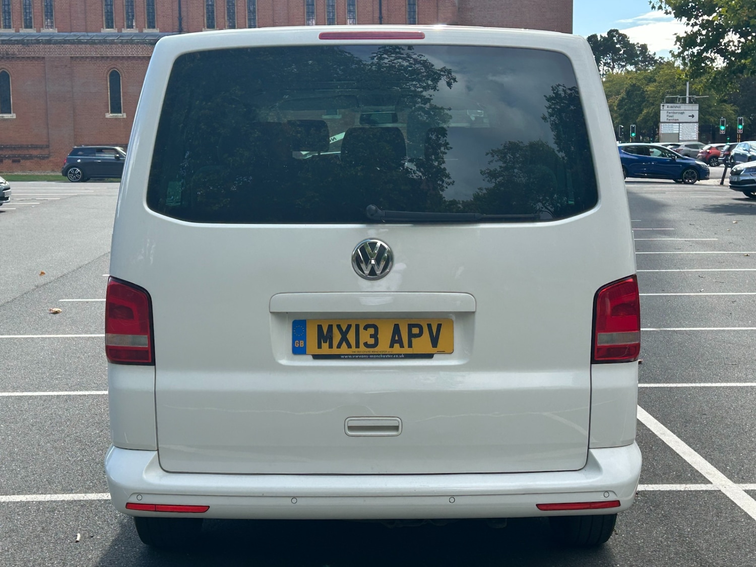 Used Volkswagen Transporter Shuttle 2013 for sale - 75794927: Photo 11