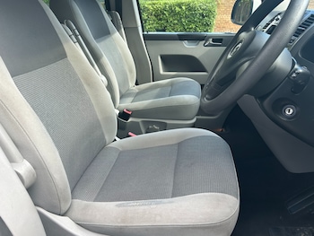 Used Volkswagen Transporter Shuttle 2013 for sale - 75794927: Photo