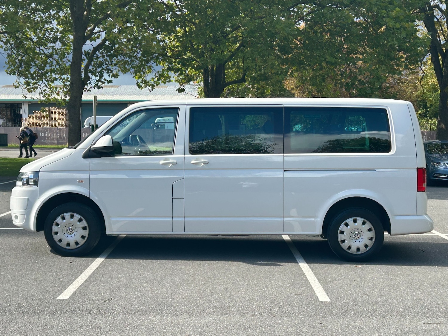Used Volkswagen Transporter Shuttle 2013 for sale - 75794927: Photo 7
