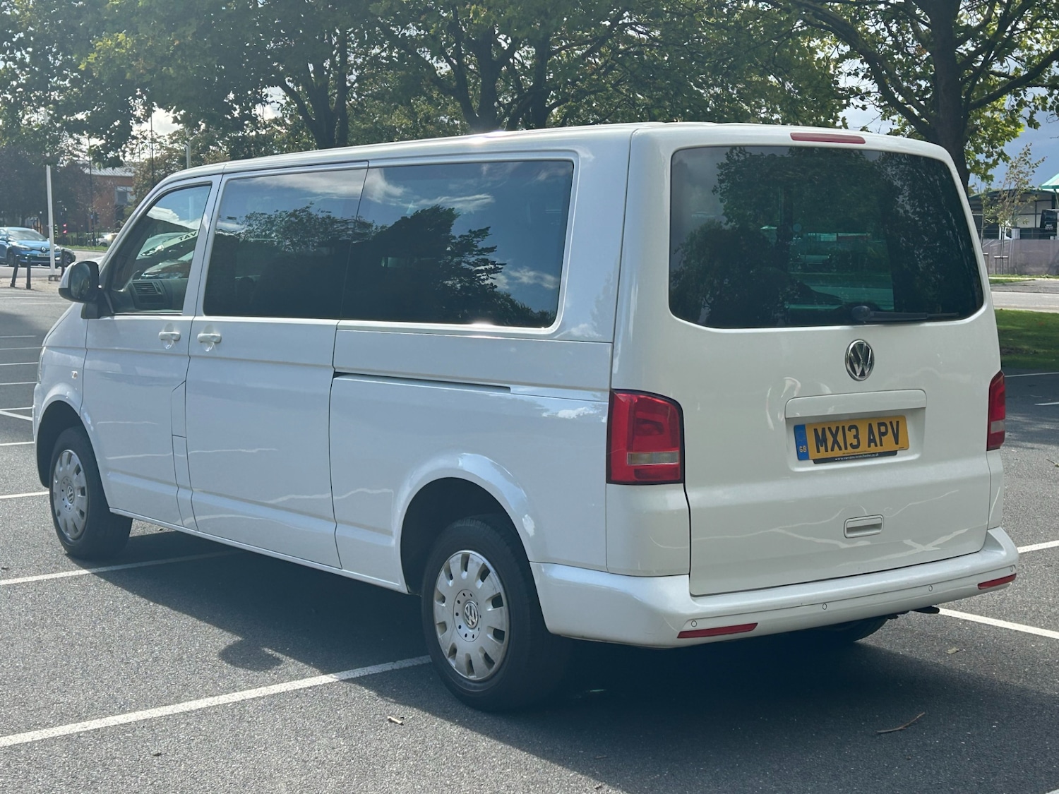 Used Volkswagen Transporter Shuttle 2013 for sale - 75794927: Photo 9