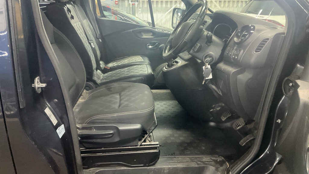 Used Renault Trafic 2021 for sale - 77032853: Photo 2