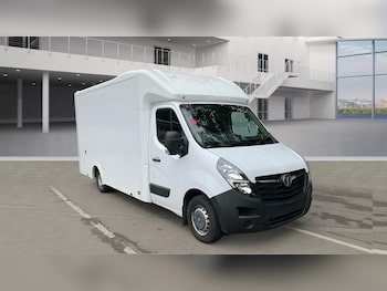 Vauxhall - Movano