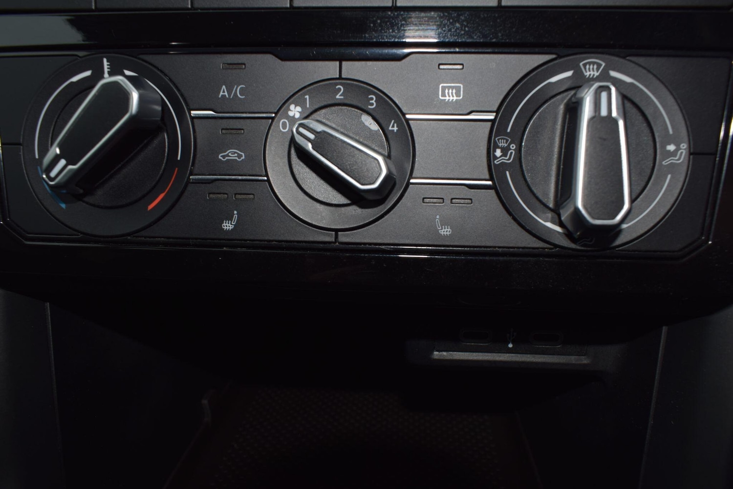 Used Volkswagen T-Cross 2021 for sale - 76122011: Photo 22