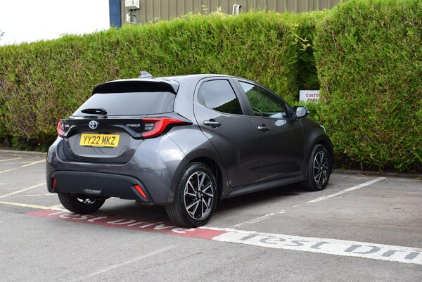 Used Toyota Yaris 2022 for sale - 76201247: Photo 12