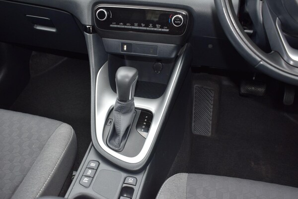 Used Toyota Yaris 2022 for sale - 76201247: Photo 19