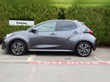 Used Toyota Yaris 2022 for sale - 76201247: Photo 3