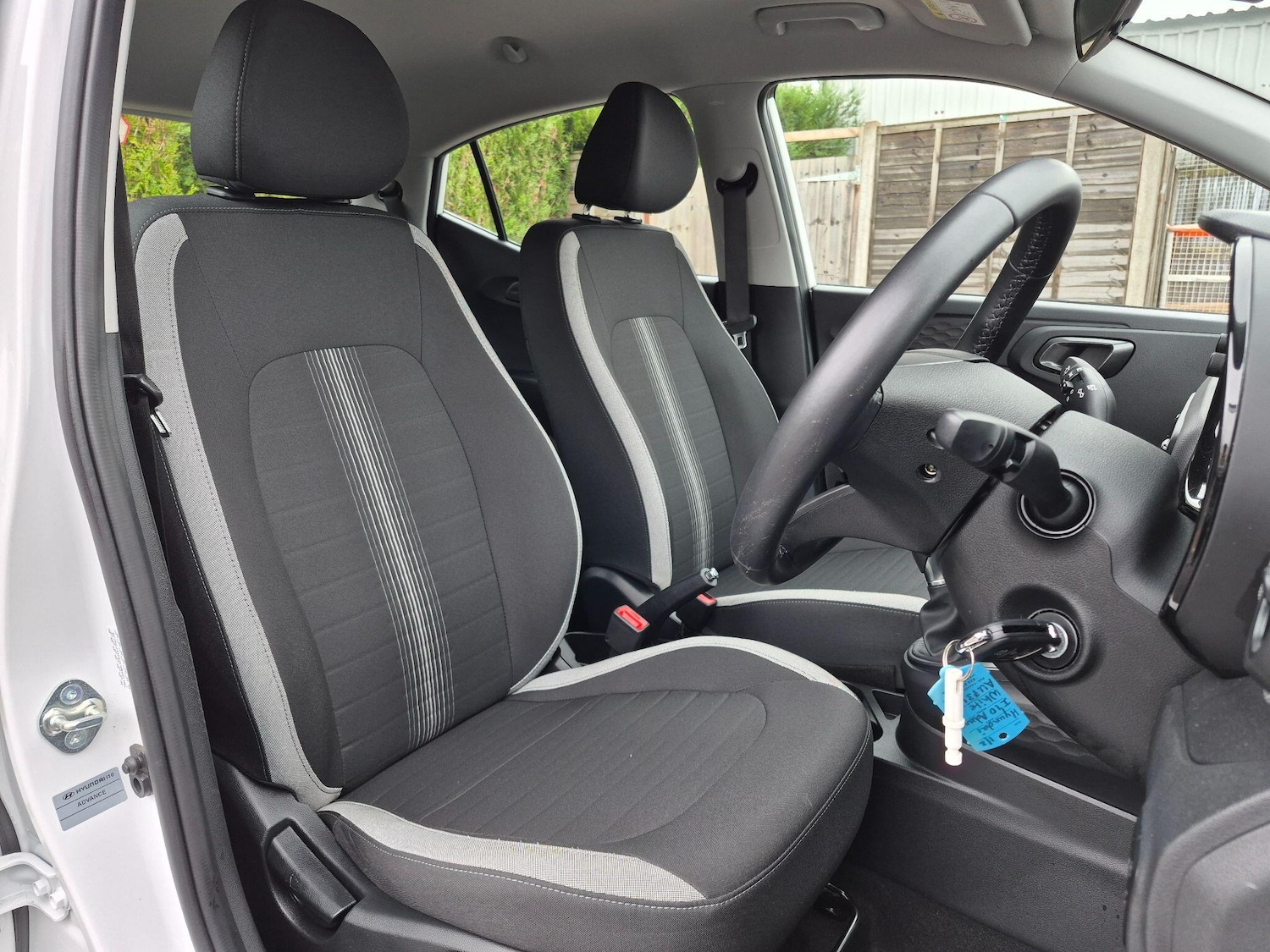 Used Hyundai i10 2023 for sale - 76865846: Photo 11