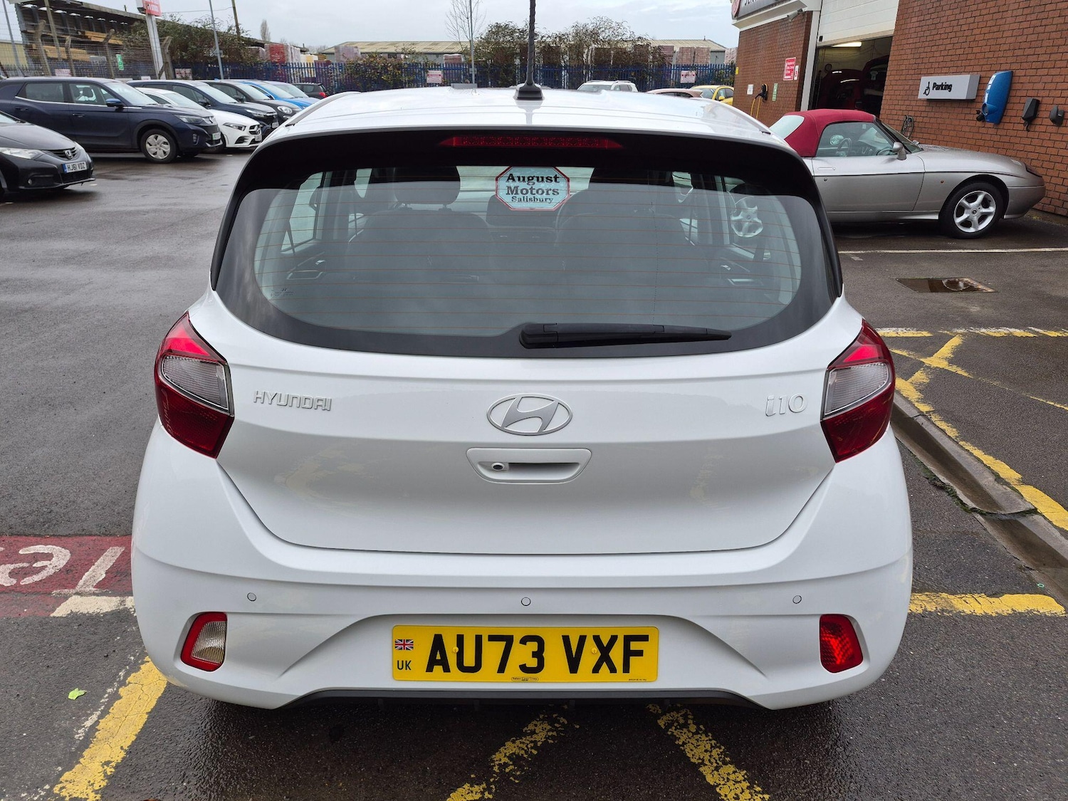 Used Hyundai i10 2023 for sale - 76865846: Photo 6