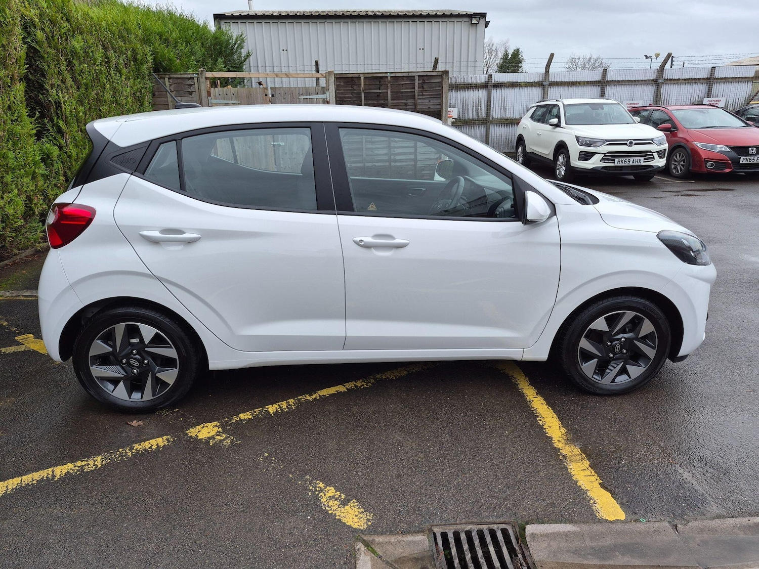 Used Hyundai i10 2023 for sale - 76865846: Photo 8