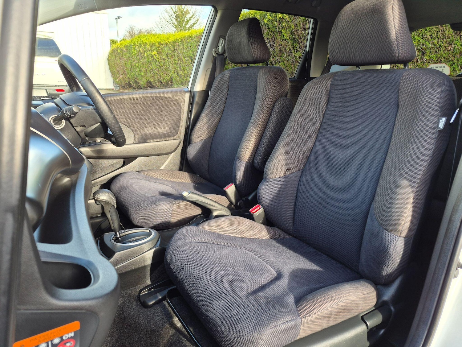 Used Honda Jazz 2014 for sale - 76742597: Photo 14