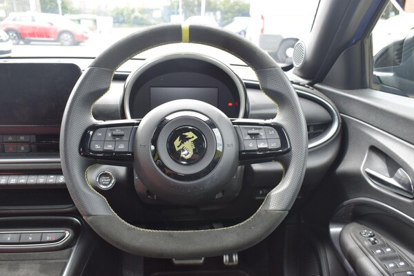 Used Abarth 600e 2025 for sale - 75109878: Photo 22