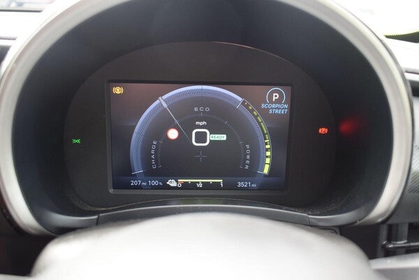 Used Abarth 600e 2025 for sale - 75109878: Photo 23