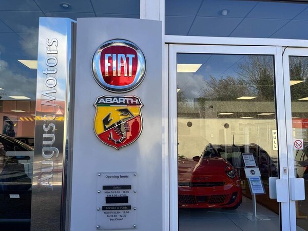 Used Abarth 600e 2025 for sale - 75109878: Photo 5
