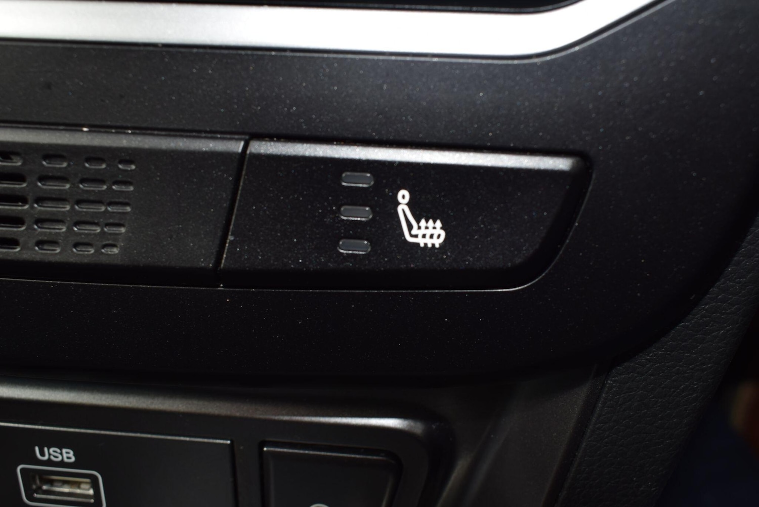 Used KGM Tivoli 2024 for sale - 76084414: Photo 22