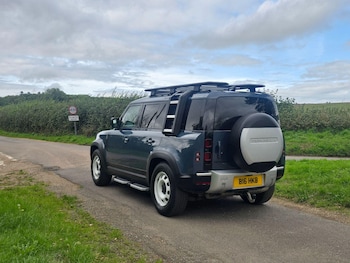 Used Land Rover Defender 110 2020 for sale - 76013552: Photo