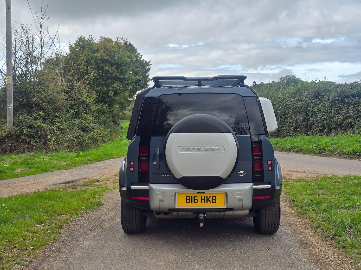 Used Land Rover Defender 110 for sale - 76013552: Photo 9