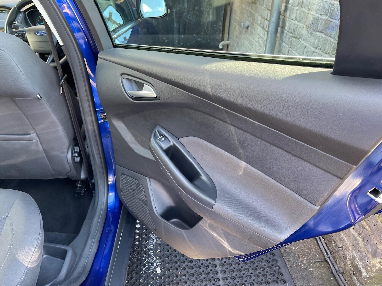 Used Ford Focus for sale - 78116097: Photo 42