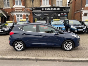 Used Ford Fiesta 2017 for sale - 78014932: Photo