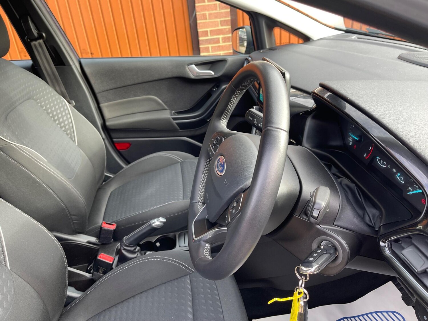 Used Ford Fiesta 2017 for sale - 78014932: Photo 32