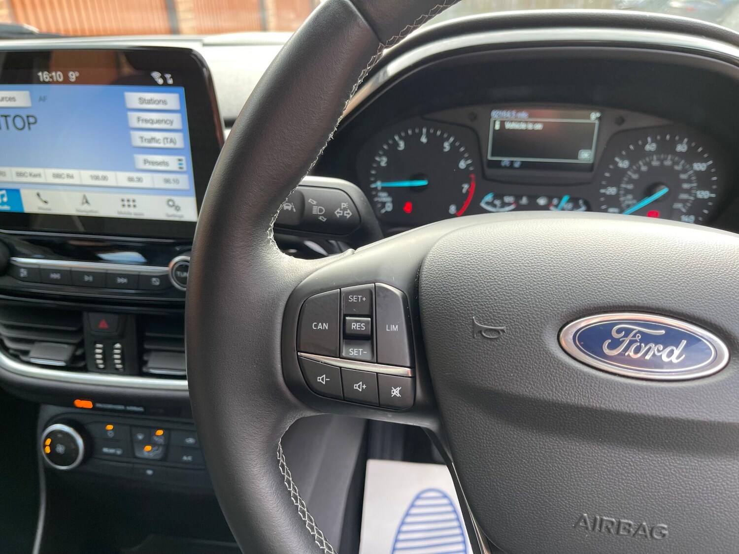 Used Ford Fiesta 2017 for sale - 78014932: Photo 33