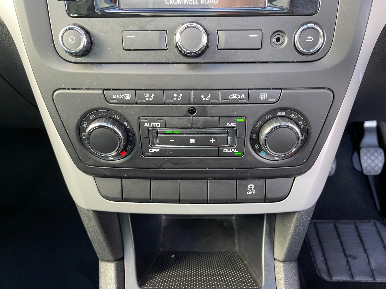 Used Skoda Yeti 2013 for sale - 78014933: Photo 33