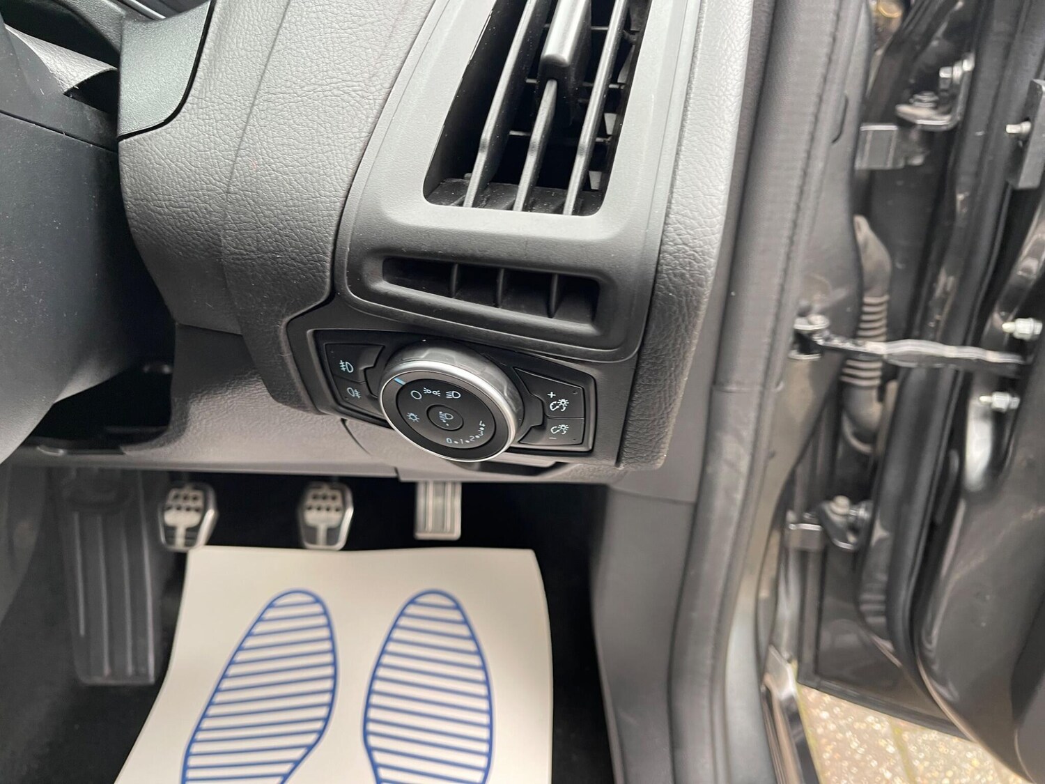 Used Ford Focus 2017 for sale - 78014936: Photo 34