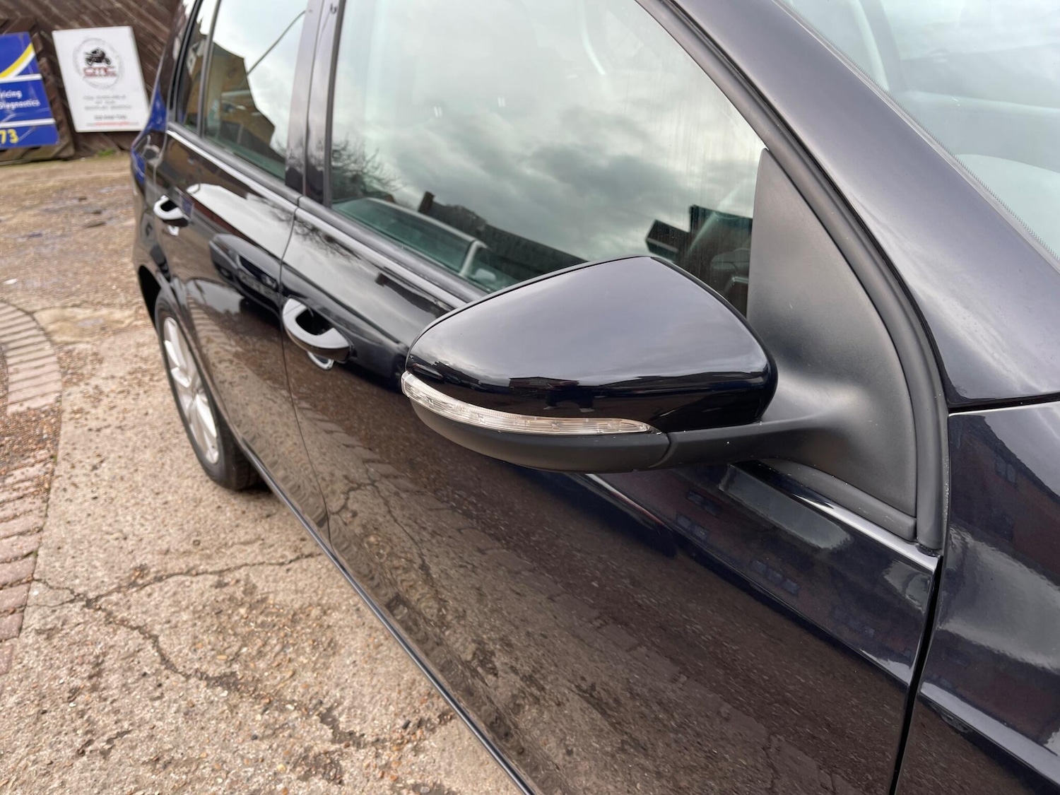 Used Volkswagen Golf 2010 for sale - 78014937: Photo 14