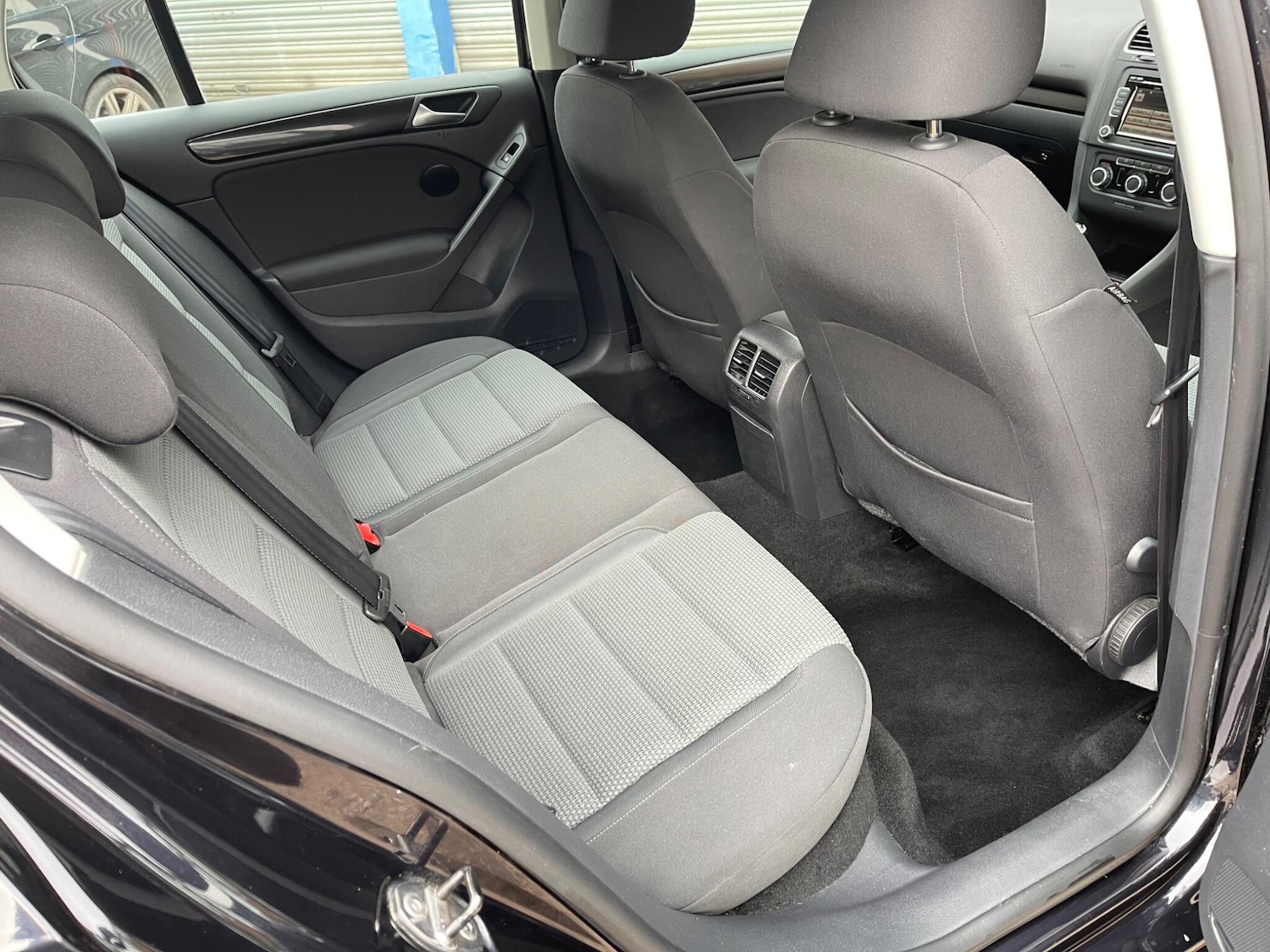 Used Volkswagen Golf 2010 for sale - 78014937: Photo 20