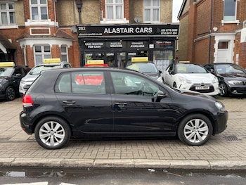 Used Volkswagen Golf 2010 for sale - 78014937: Photo